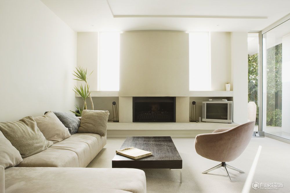 如何为自己设计一面满意的电视背景墙 